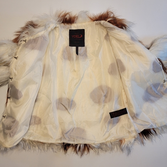 Yoki Patchwork Faux Fur Jacket, Fully Lined, Hook & Bar Closure, EUC, sz Medium - Picture 6 of 7